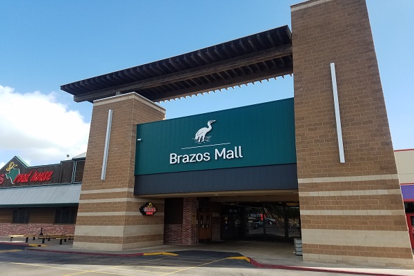 Brazos Mall in Lake Jackson